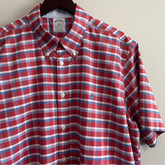 Brooks Brothers Men's XL Red White & Blue Check Plaid Button Down Short Sleeve - Picture 1 of 8